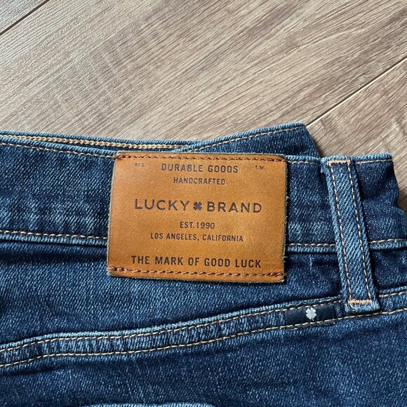 BUNDLE & SAVE! Men's Lucky Brand jeans, slim fit, waist 31, inseam 32 - Picture 2 of 7